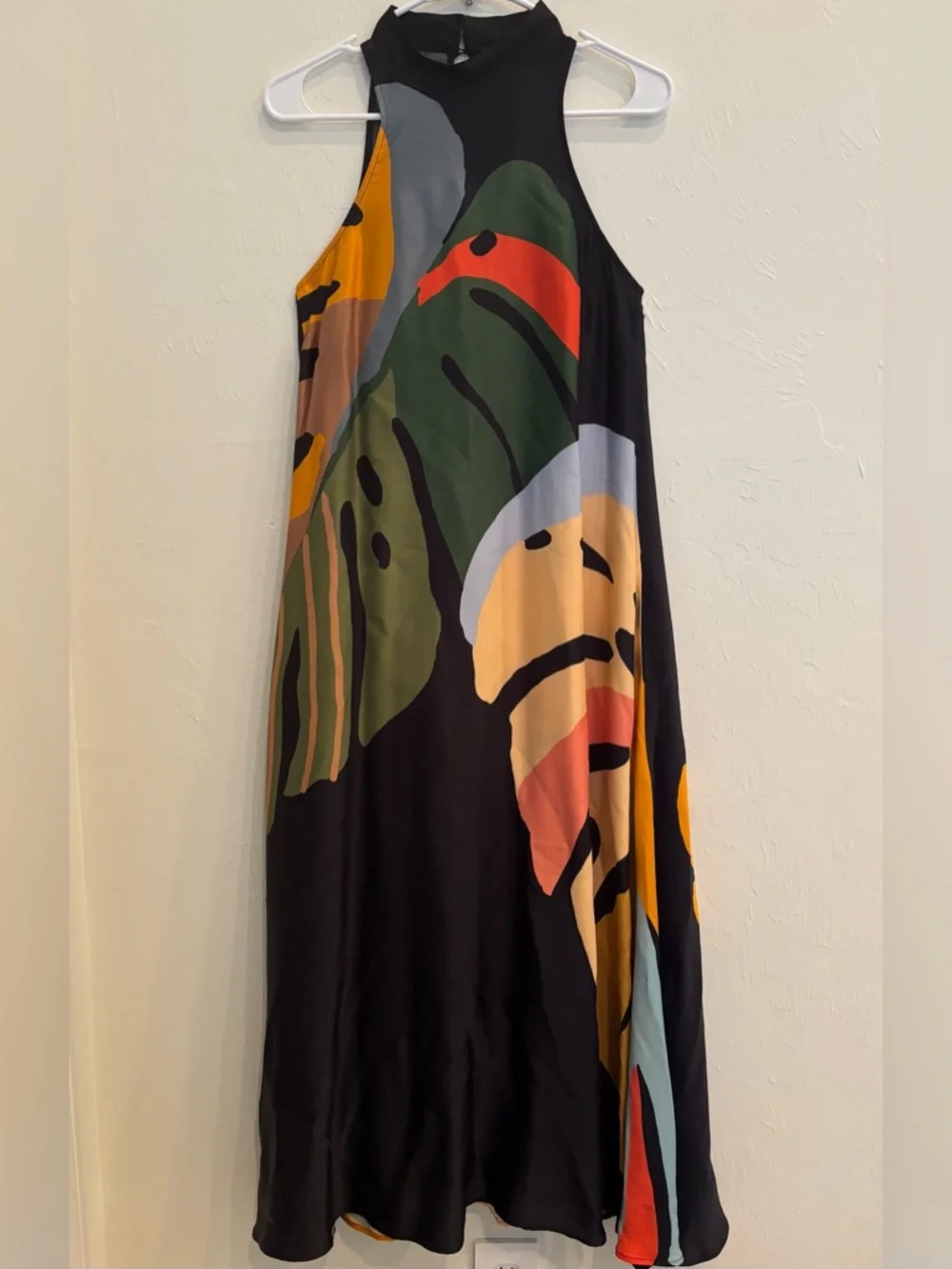 Farm Rio Halter Leaf Maxidress - Picture 6 of 15